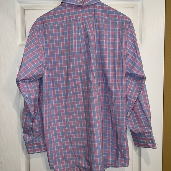 Izod regular fit shirt Size 16-16 1/2 (Large). EUC. - Picture 2 of 3